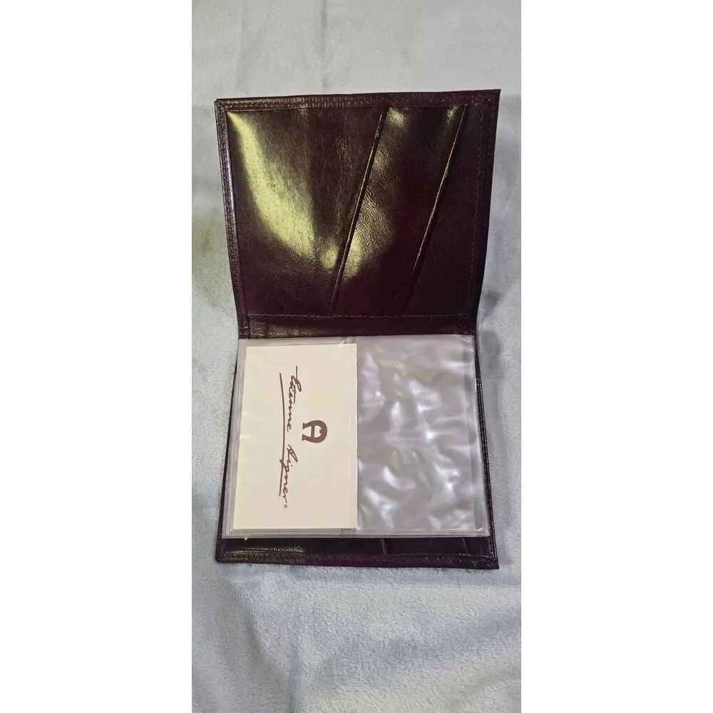 Burgundy Leather Aigner bifold wallet